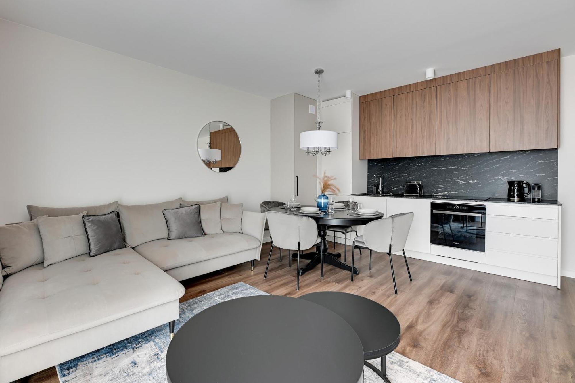 Scala 60K City Center Apartments With Parking By Lion Apartments Гданськ Екстер'єр фото