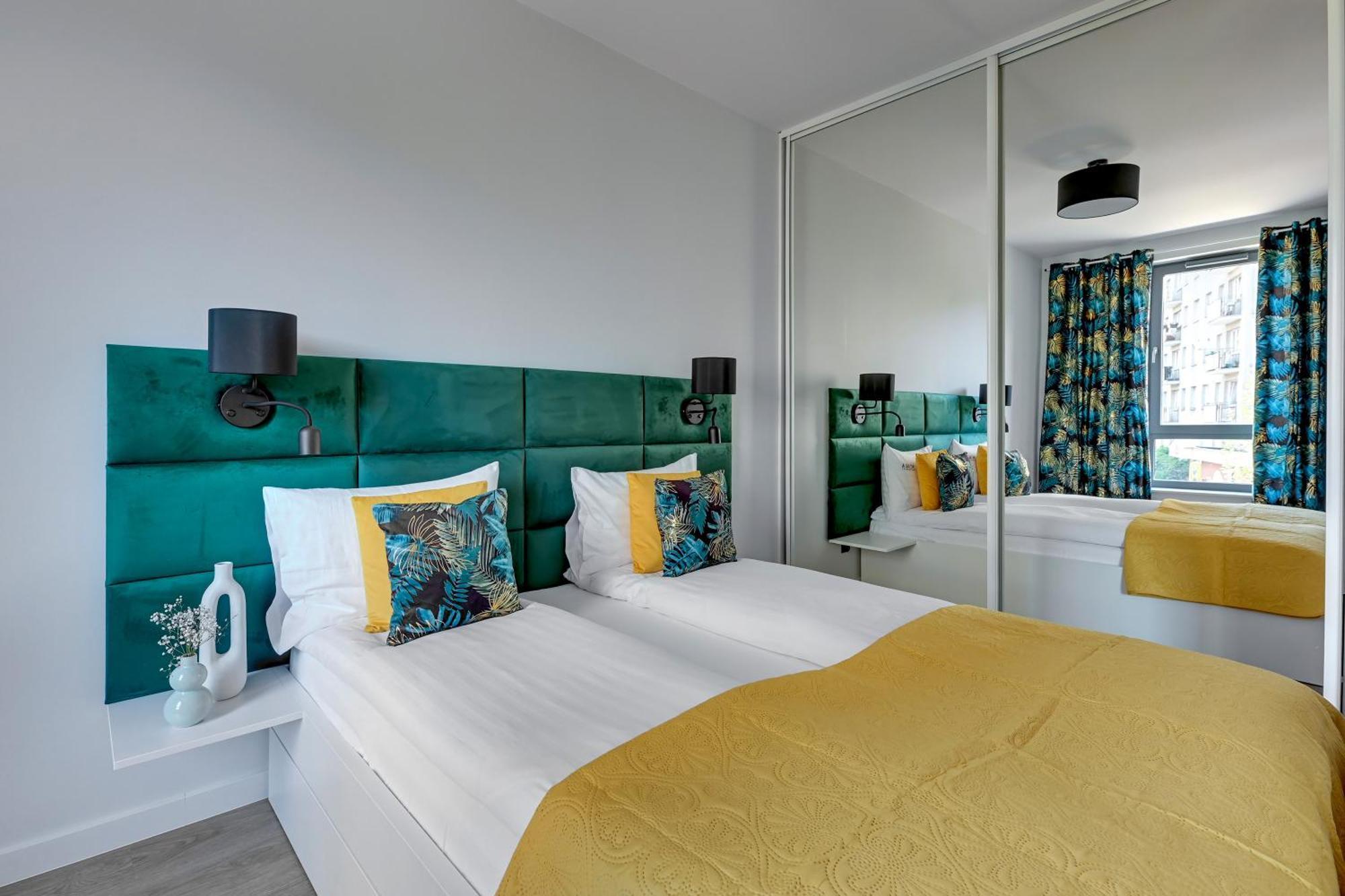 Scala 60K City Center Apartments With Parking By Lion Apartments Гданськ Екстер'єр фото