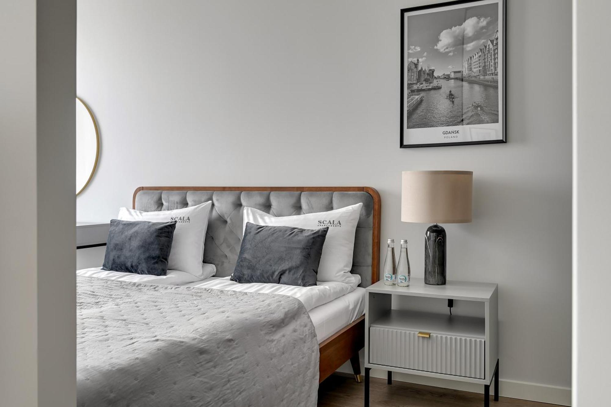 Scala 60K City Center Apartments With Parking By Lion Apartments Гданськ Екстер'єр фото